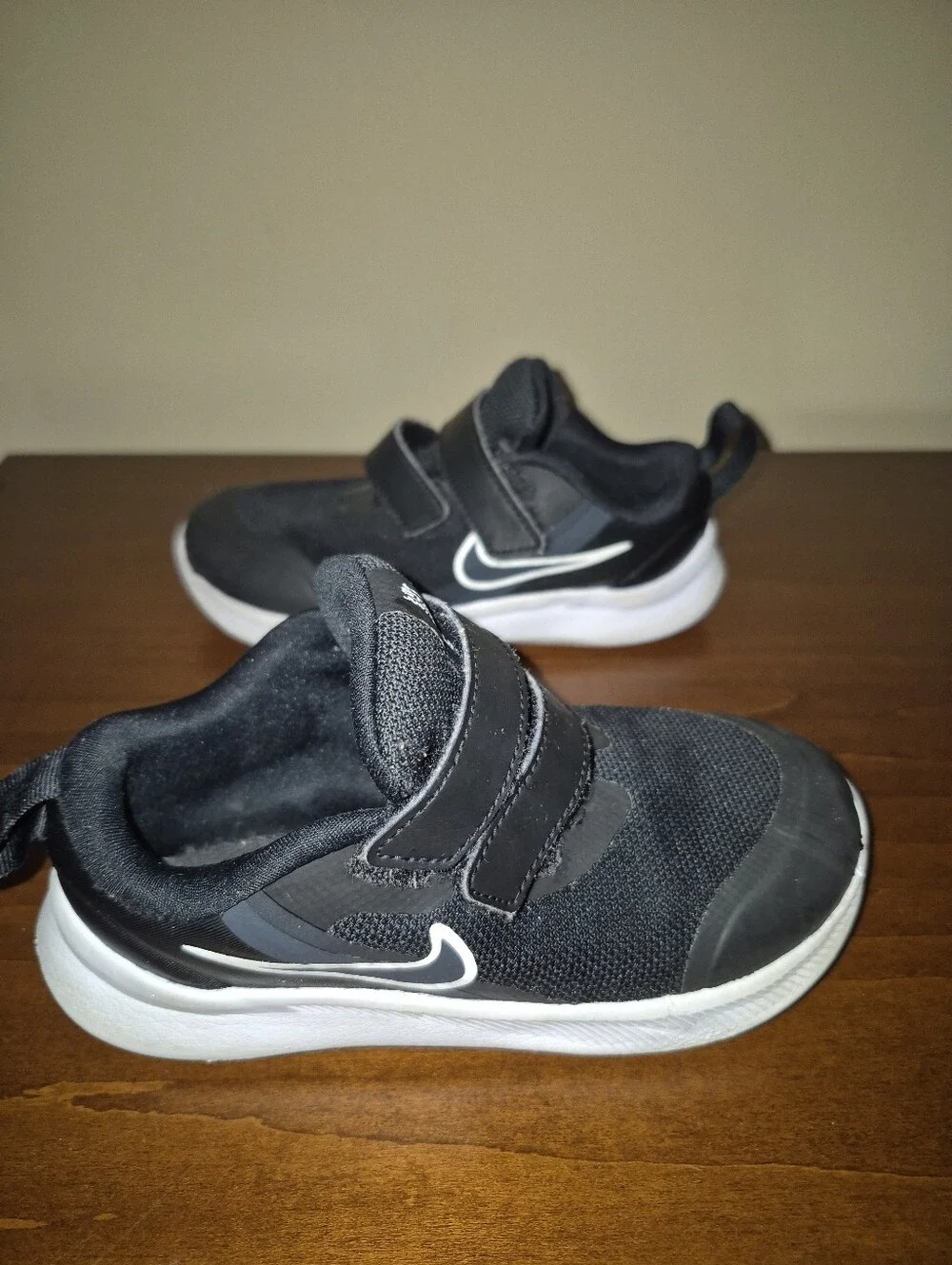 Nike Kids Black and White Velcro Sneakers
